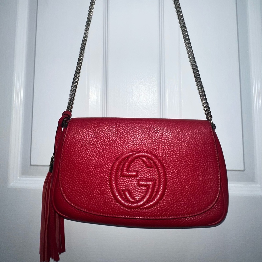 Gucci red bag Authentic ****